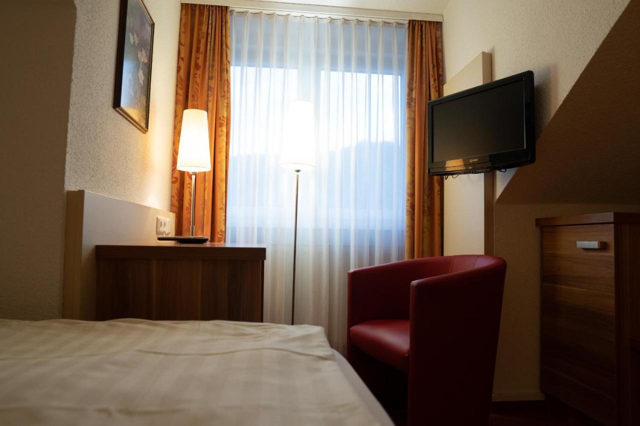 Hotel Jaegerhof Bad Hersfeld Exterior photo